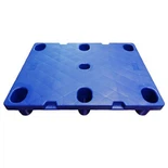 Tukkumyyntivaraston muoviset kuormalavat